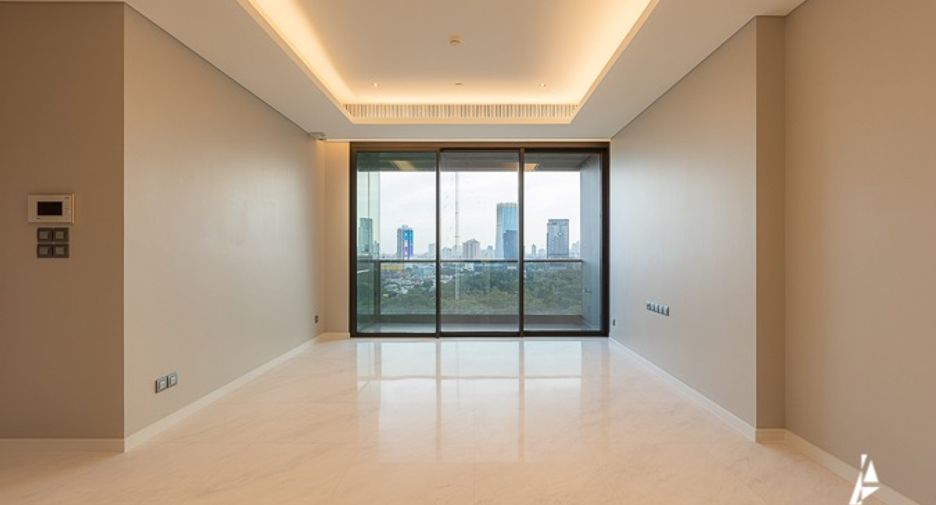 For sale 2 bedrooms condo in Pathum Wan, Bangkok