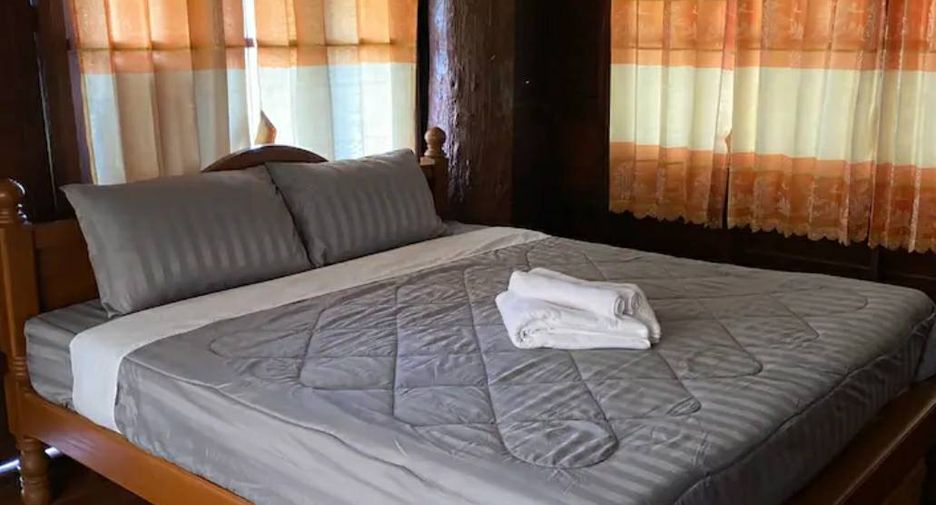 À vendre 5 chambres maison à Saraphi, Chiang Mai