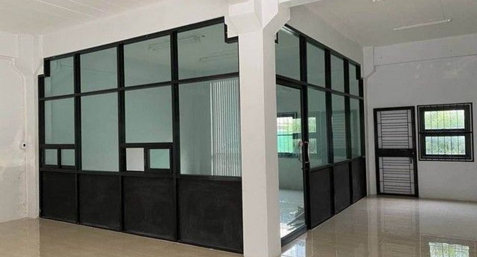 For rent 6 bed retail Space in Khlong Luang, Pathum Thani