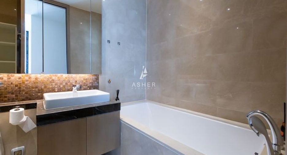 À louer et à vendre 2 chambres condo à Pathum Wan, Bangkok
