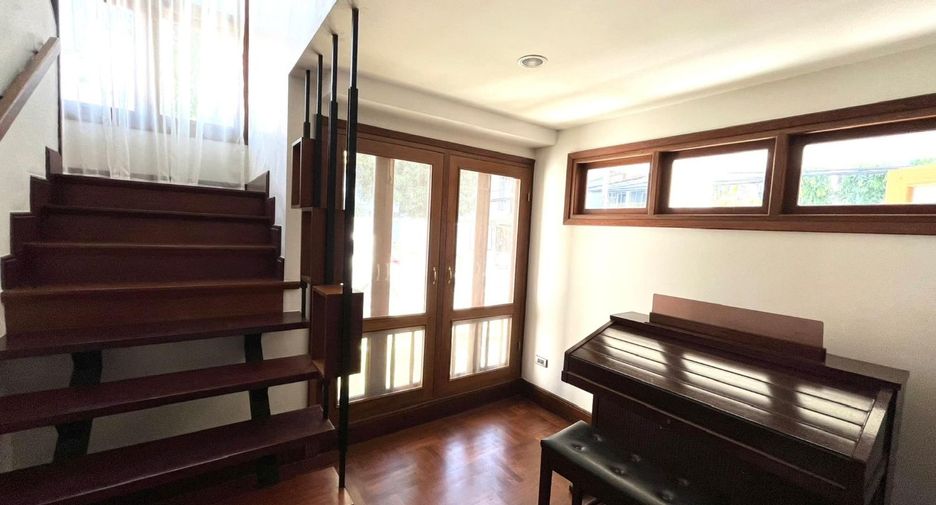 Casa en alquiler de 3 habitaciones en Phaya Thai, Bangkok