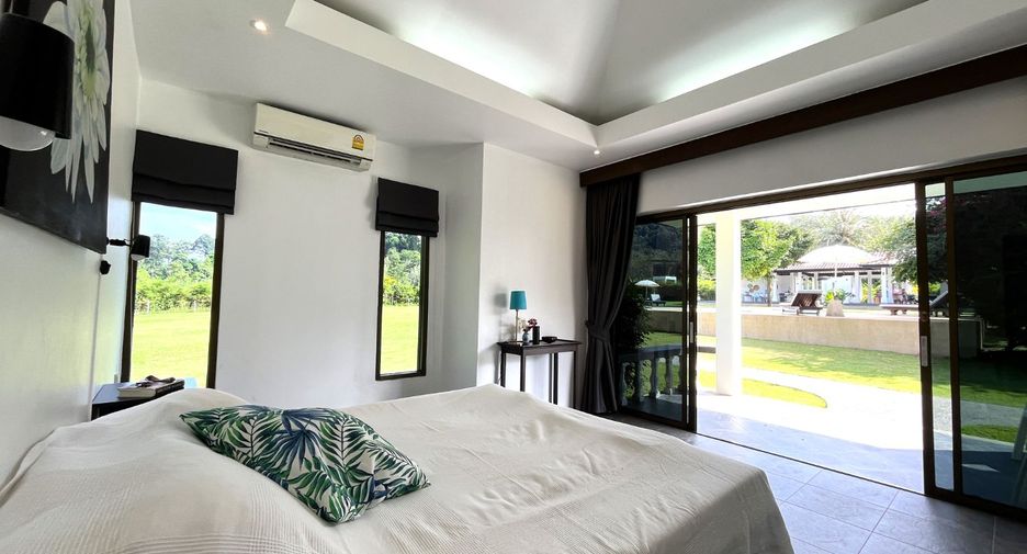 For rent 10 bedrooms retail Space in Takua Pa, Phang Nga