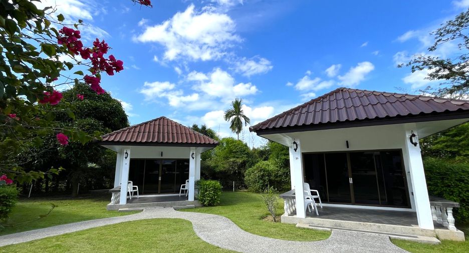 For rent 10 bedrooms retail Space in Takua Pa, Phang Nga