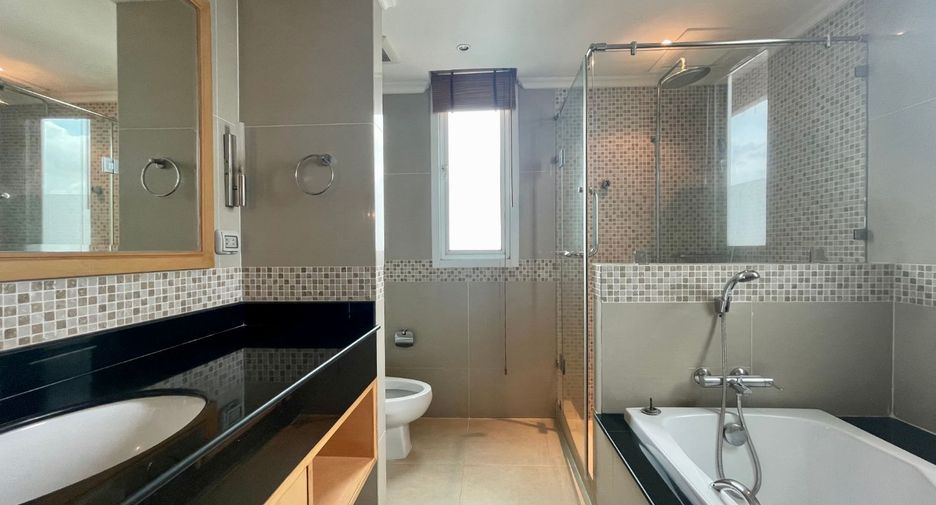 For rent studio apartment in Watthana, Bangkok
