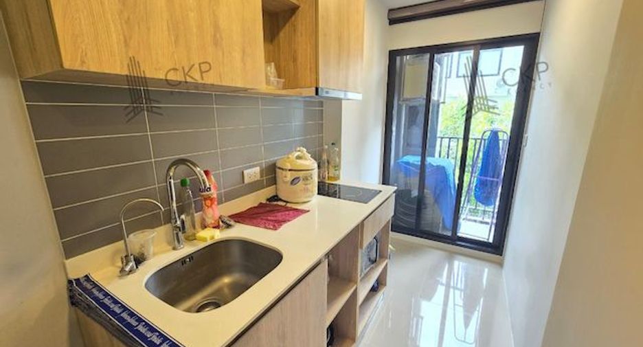 For sale 1 bed condo in Bang Phlat, Bangkok