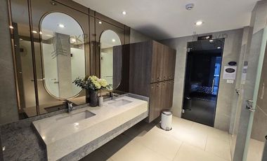For sale 1 bed condo in Bang Phlat, Bangkok