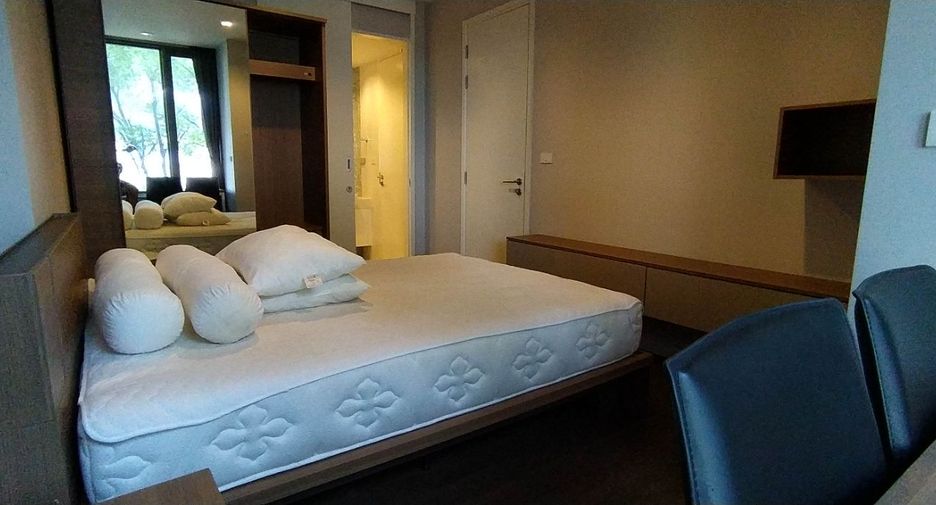 For rent 1 bed condo in Sathon, Bangkok