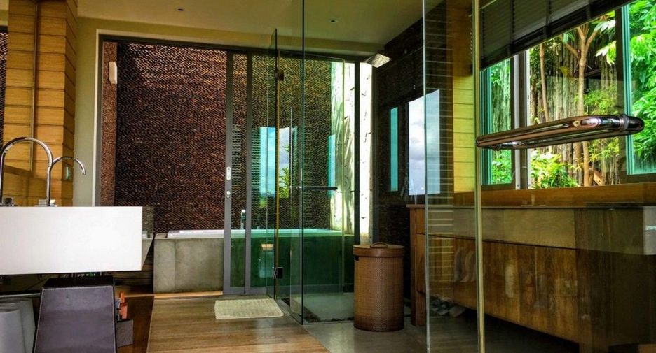 For sale 4 bedrooms villa in Thalang, Phuket