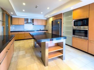 For rent 3 Beds condo in Pathum Wan, Bangkok