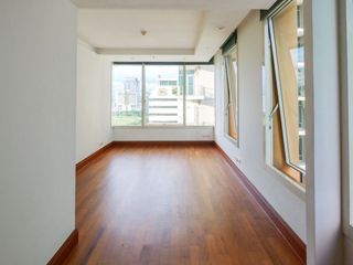 For rent 3 Beds condo in Pathum Wan, Bangkok