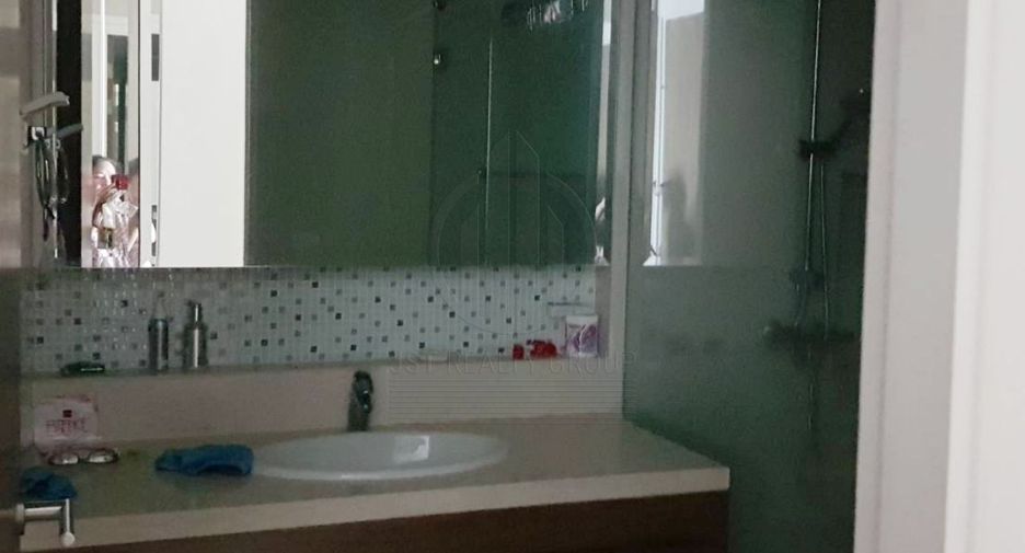 Wohnung zur Miete mit 3 Zimmer in Khlong Toei, Bangkok