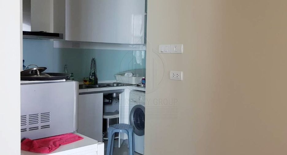 Wohnung zur Miete mit 3 Zimmer in Khlong Toei, Bangkok