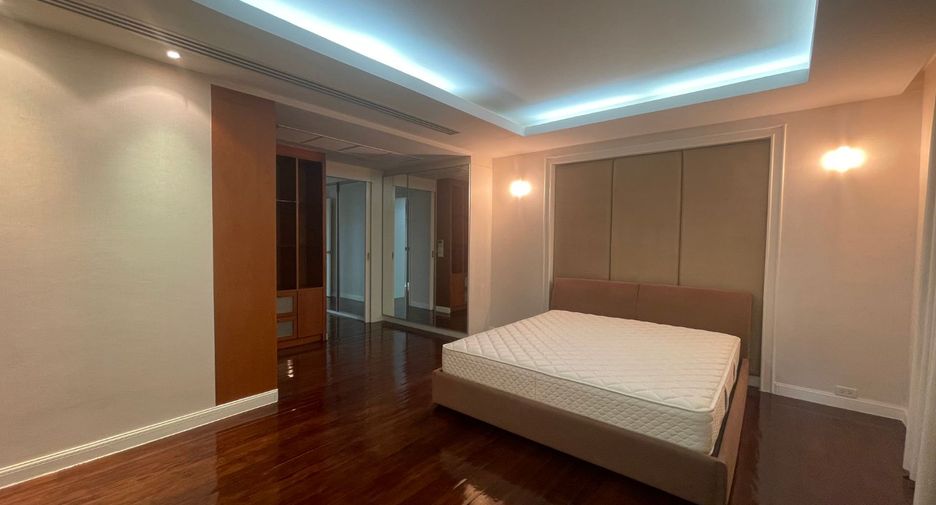 For rent and for sale 3 bedrooms condo in Yan Nawa, Bangkok