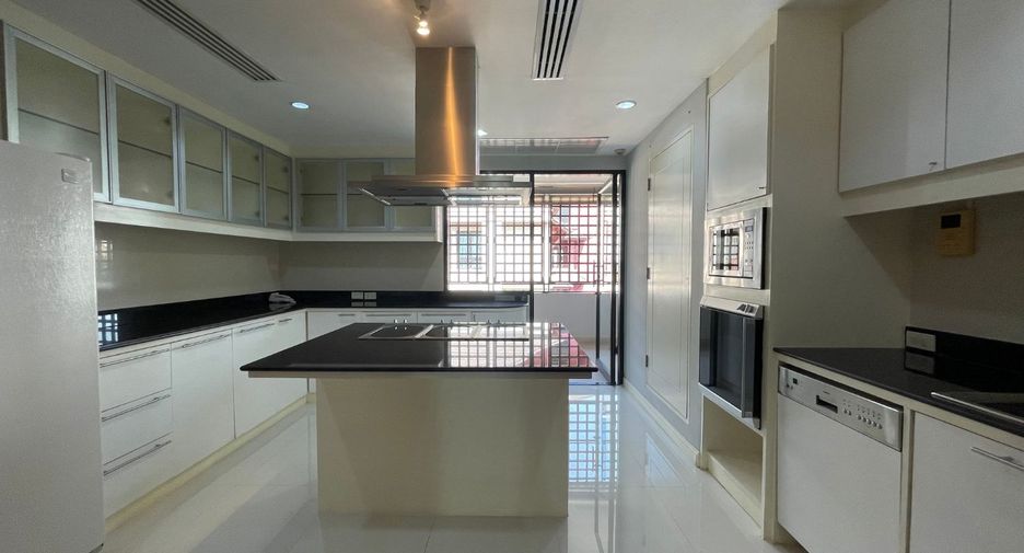 For rent and for sale 3 bedrooms condo in Yan Nawa, Bangkok
