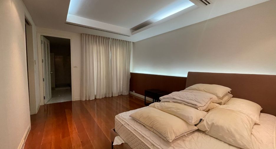 For rent and for sale 3 bedrooms condo in Yan Nawa, Bangkok