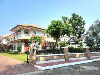 For rent and for sale 6 bed house in Saraphi, Chiang Mai