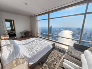 À louer 3 chambres condo à Bang Kho Laem, Bangkok