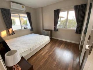 For rent 4 bedrooms house in Mueang Chiang Mai, Chiang Mai