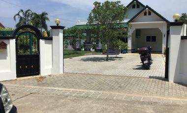 For sale 5 ベッドルーム villa in Bang Lamung, Chonburi