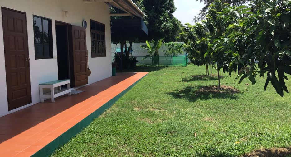 Villa zum Kauf mit 5 Zimmer in Bang Lamung, Chonburi