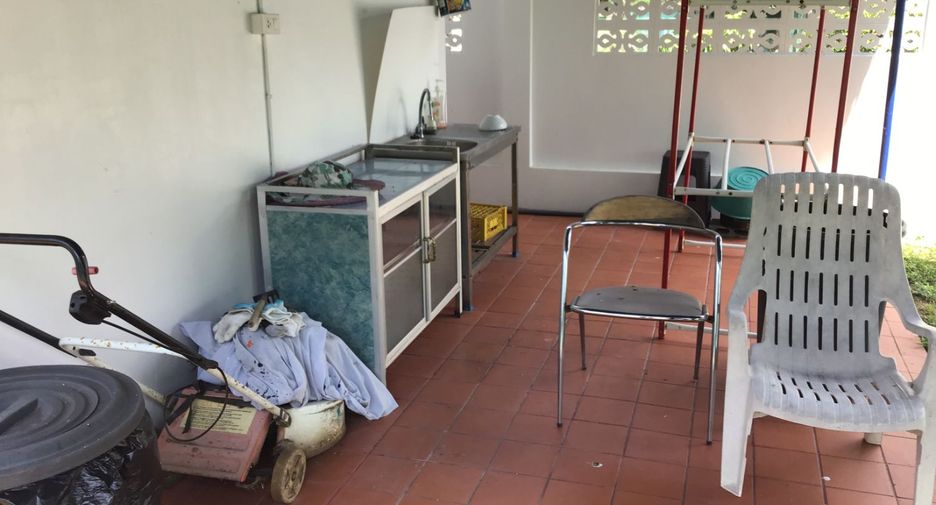 Villa zum Kauf mit 5 Zimmer in Bang Lamung, Chonburi