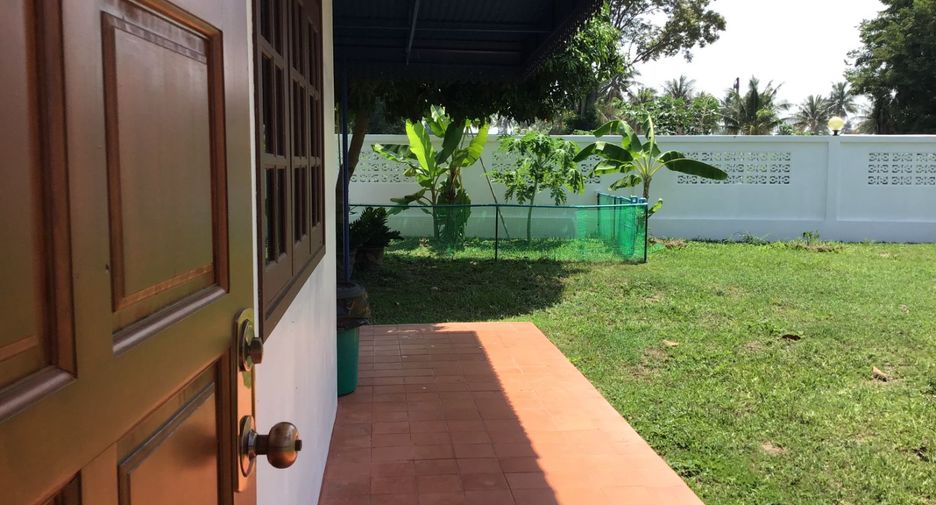 Villa zum Kauf mit 5 Zimmer in Bang Lamung, Chonburi