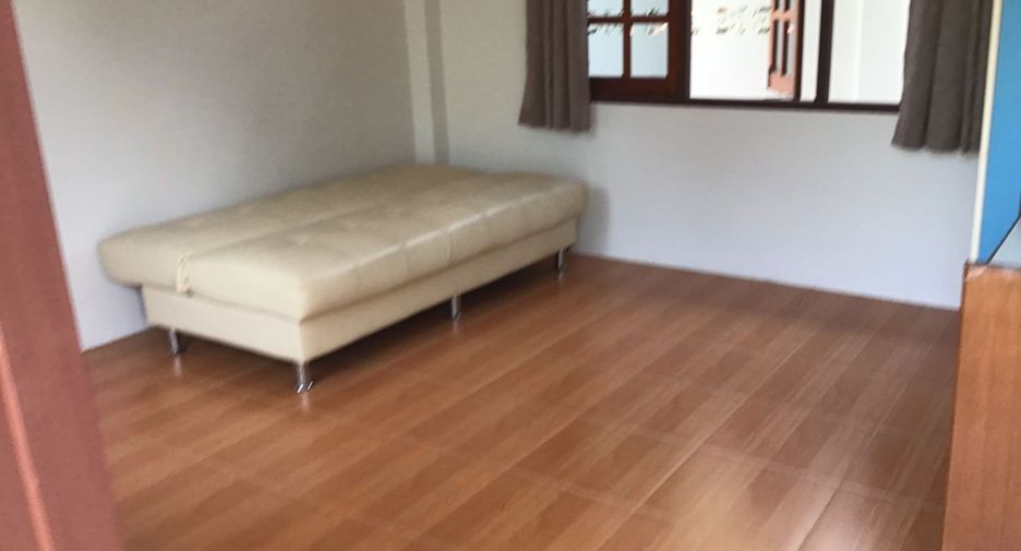 Villa zum Kauf mit 5 Zimmer in Bang Lamung, Chonburi