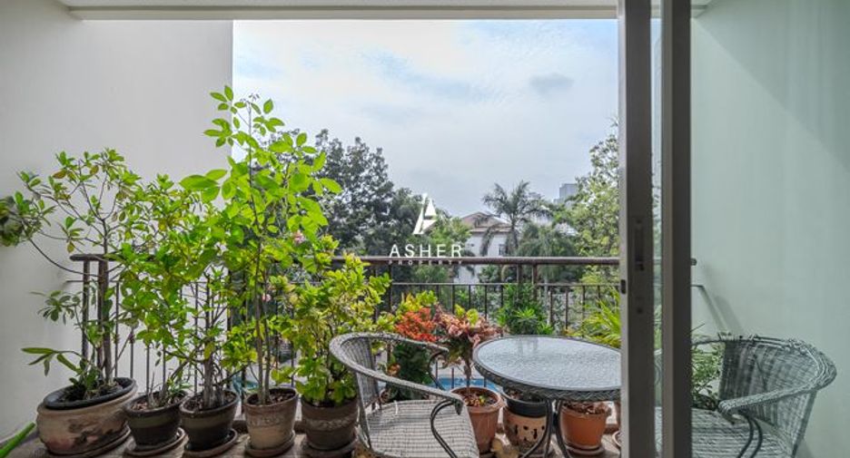 À louer et à vendre 3 chambres condo à Sathon, Bangkok