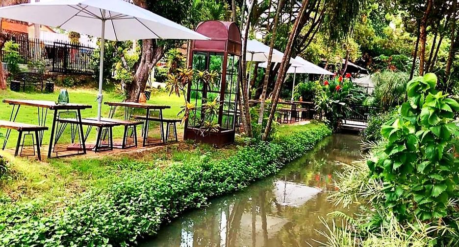 Gewerbefläche zum Kauf mit 8 Zimmer in Mueang Chiang Mai, Chiang Mai