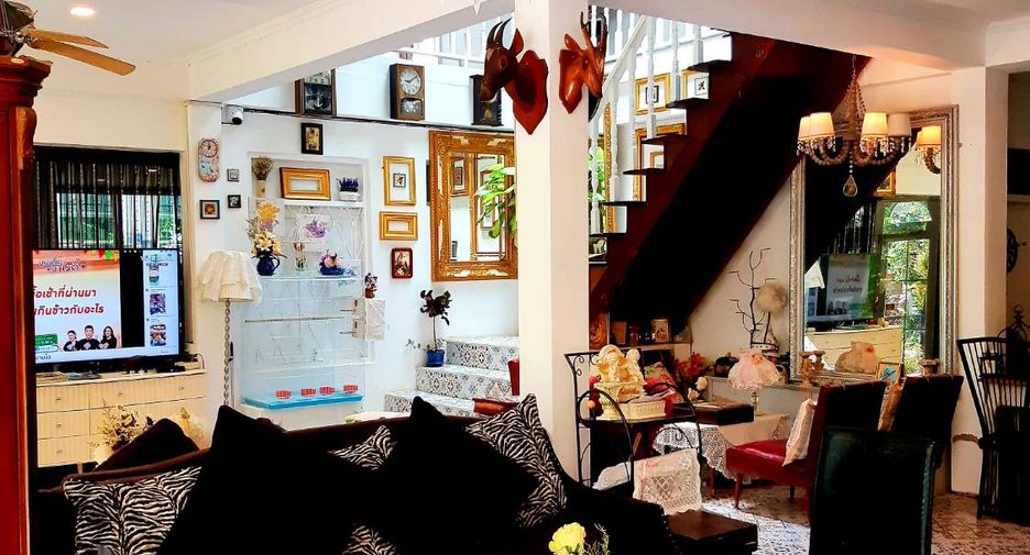 Gewerbefläche zum Kauf mit 8 Zimmer in Mueang Chiang Mai, Chiang Mai