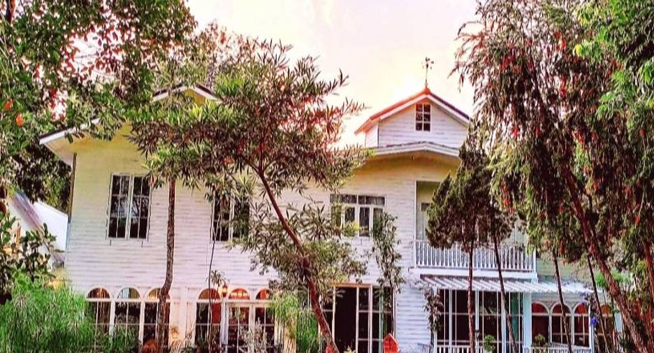 Gewerbefläche zum Kauf mit 8 Zimmer in Mueang Chiang Mai, Chiang Mai