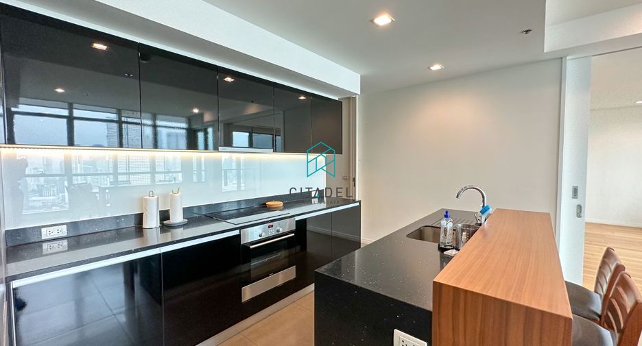 For rent and for sale 3 bedrooms condo in Sathon, Bangkok
