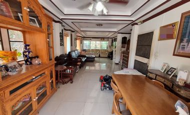 Casa en venta de 4 habitaciones en Saphan Sung, Bangkok