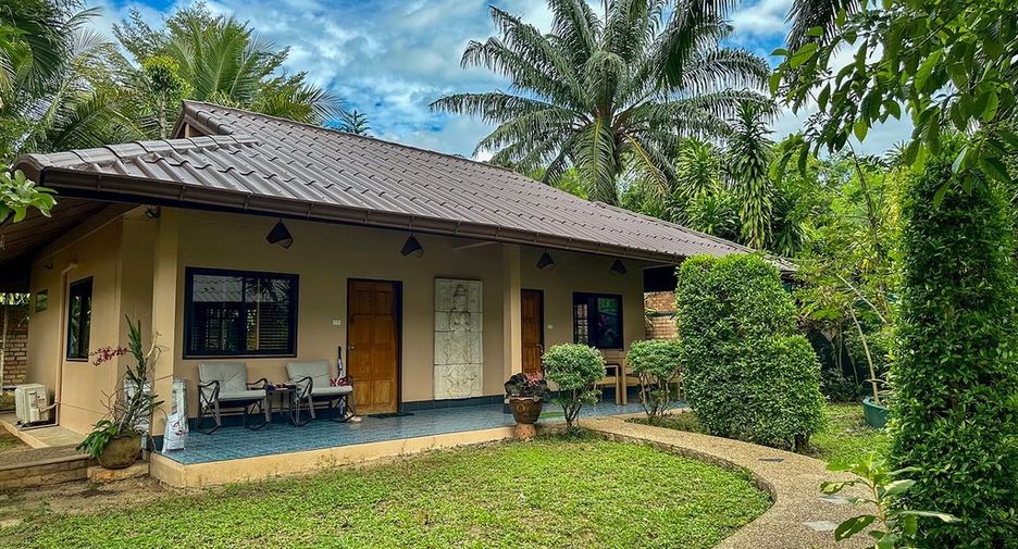 For sale 4 ベッドルーム villa in Takua Thung, Phang Nga
