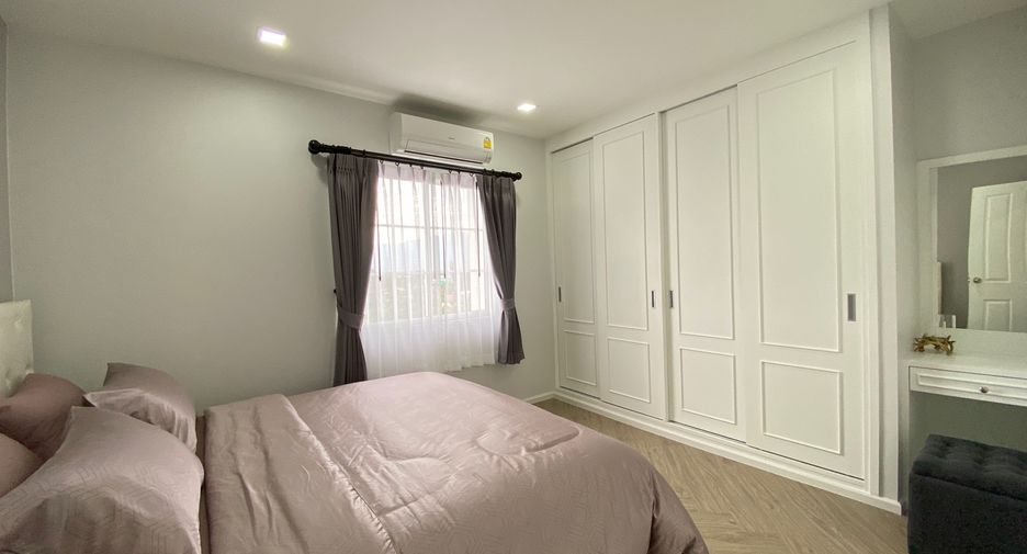 For rent 2 bedrooms condo in Mueang Chiang Mai, Chiang Mai