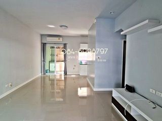 For rent 2 bedrooms townhouse in Bang Khae, Bangkok