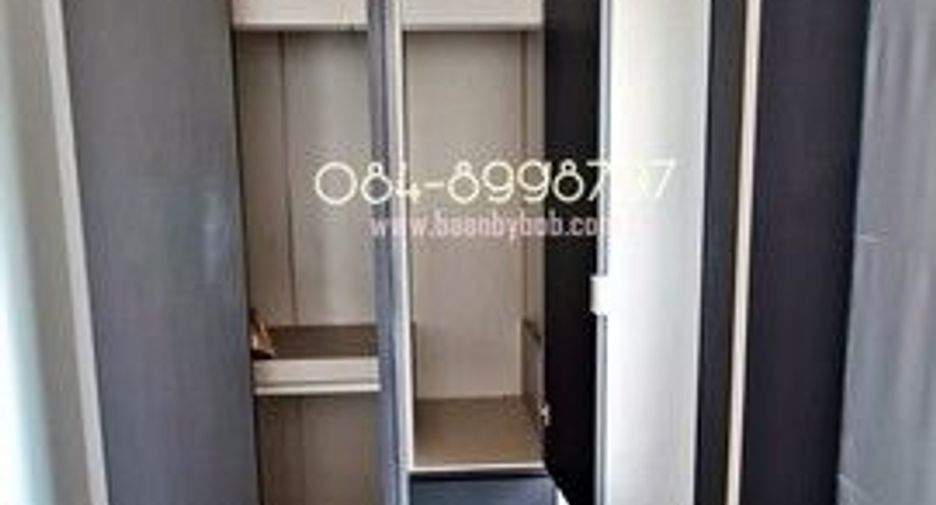 For rent 2 bedrooms townhouse in Bang Khae, Bangkok