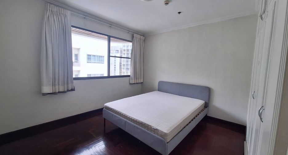 Wohnung zur Miete mit 3 Zimmer in Khlong Toei, Bangkok