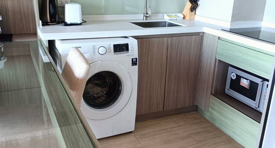 Wohnung zur Miete und zum Kauf mit 1 Zimmer in Bang Lamung, Chonburi