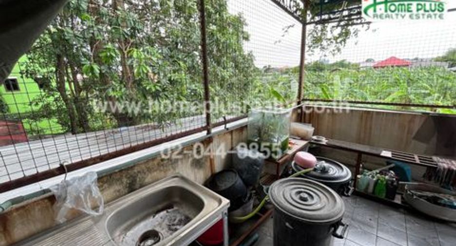 For sale 4 bedrooms retail Space in Min Buri, Bangkok