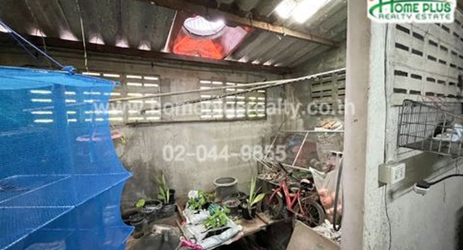 For sale 4 bed retail Space in Min Buri, Bangkok