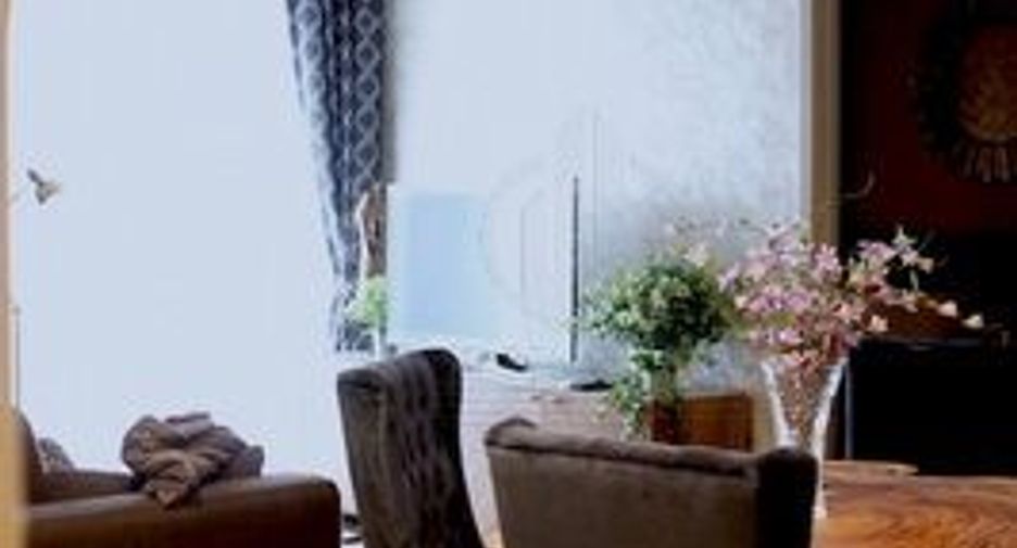 For rent and for sale 2 bedrooms condo in Pathum Wan, Bangkok