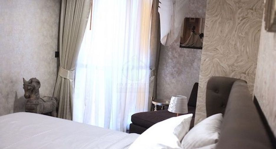 For rent and for sale 2 bedrooms condo in Pathum Wan, Bangkok