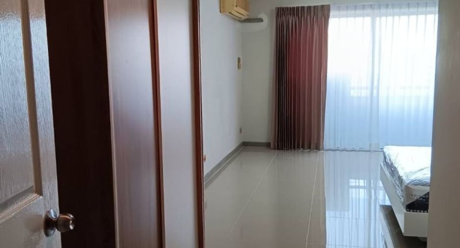 For rent and for sale studio condo in Suan Luang, Bangkok