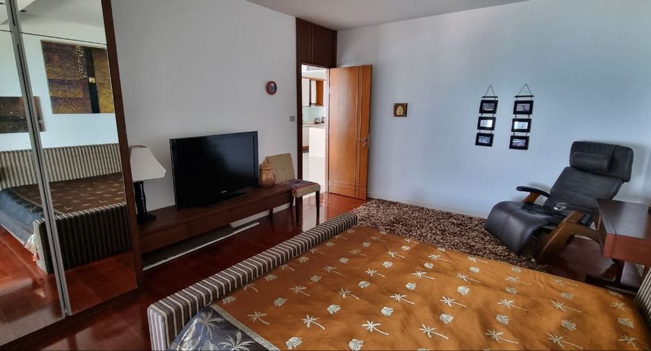 For sale 3 bedrooms condo in Bang Lamung, Chonburi