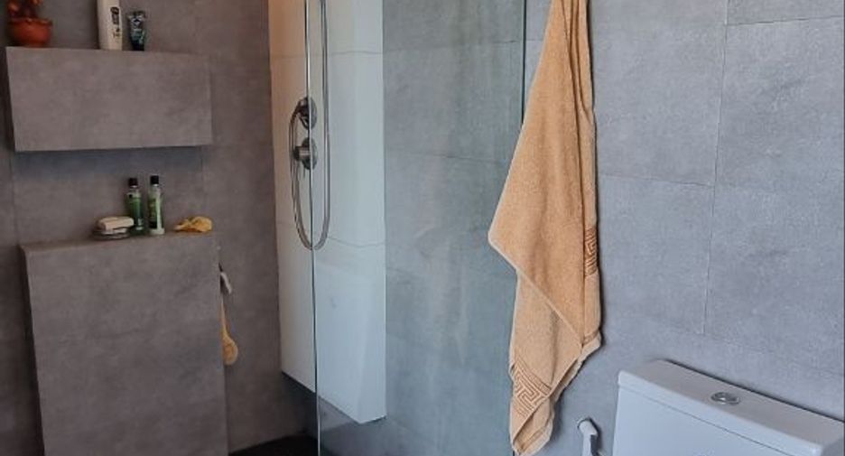 For sale 3 bedrooms condo in Bang Lamung, Chonburi