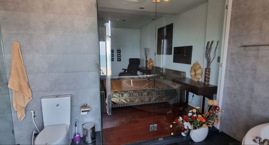 For sale 3 bedrooms condo in Bang Lamung, Chonburi