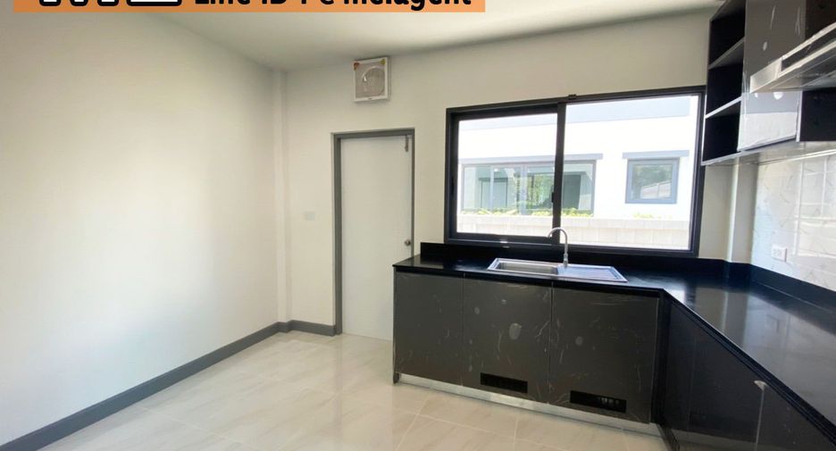For sale 4 bedrooms house in Prawet, Bangkok