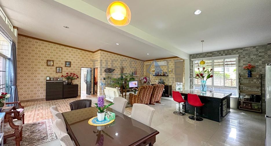 For rent and for sale 3 bedrooms house in Doi Saket, Chiang Mai