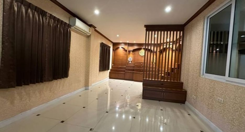 ขาย 4 เตียง บ้านเดี่ยว ใน ศรีราชา, ชลบุรี